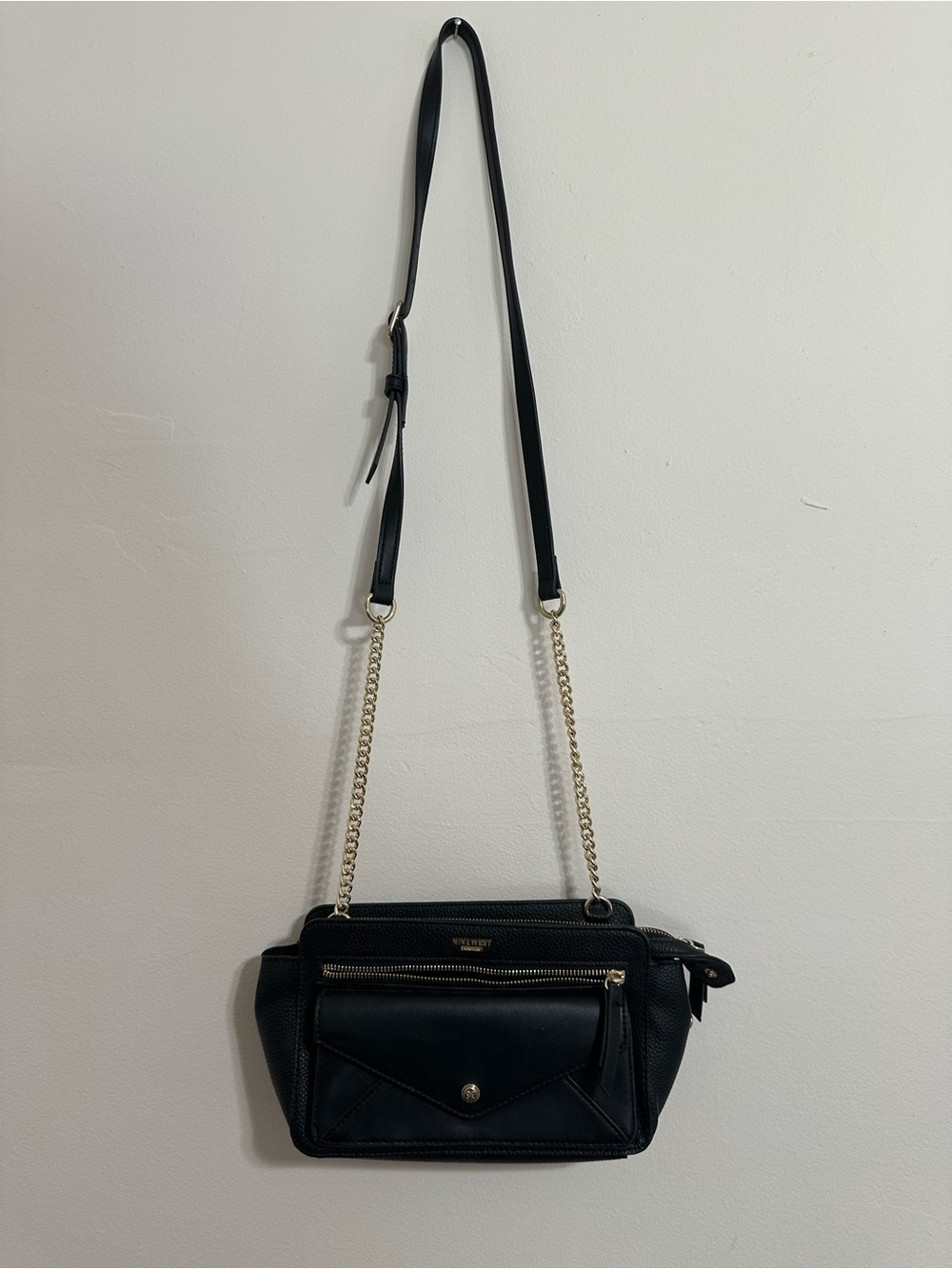 Nine West Black Crossbody Bag | Gold Chain Strap | Multi Pocket Shoulder Purse